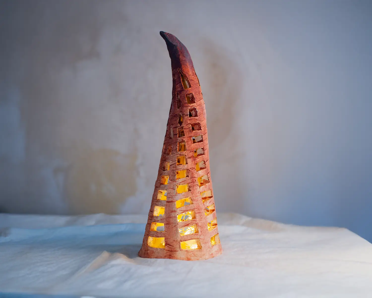 Keramický jehlan plastika Keramický jehlan plastika