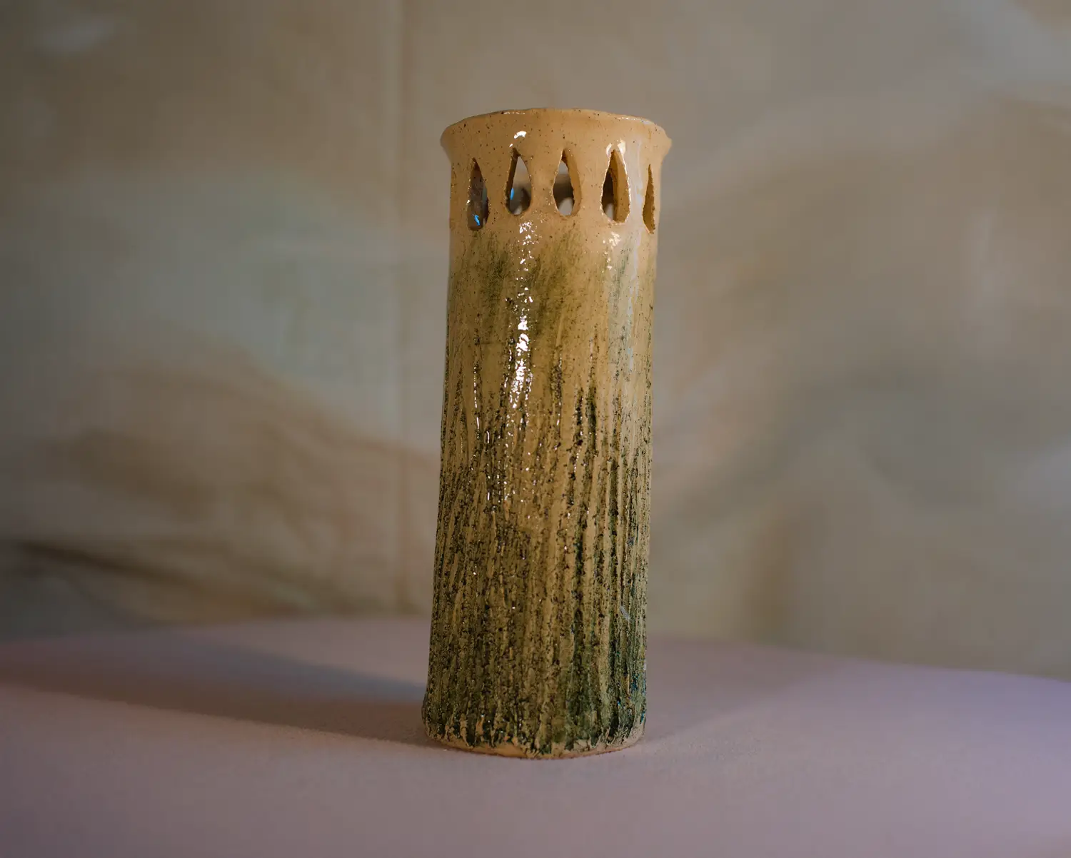 Váza prořez nahoře Váza prořez nahoře